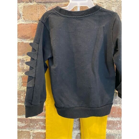 XIRUBABY Toothless Black Dragon Sweater Shirt and Gold Sweatpants Toddler Size 1 - Picture 5 of 10